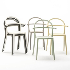 [5816/GG] Chaise Generic C